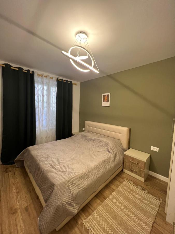 New Bazaar Cane Apartment 3 Tiranë Ngoại thất bức ảnh