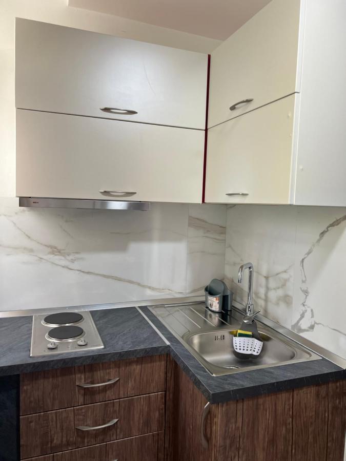 New Bazaar Cane Apartment 3 Tiranë Ngoại thất bức ảnh