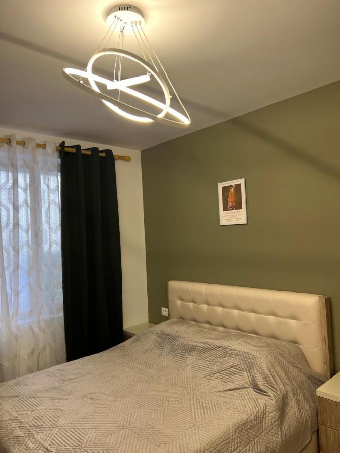 New Bazaar Cane Apartment 3 Tiranë Ngoại thất bức ảnh